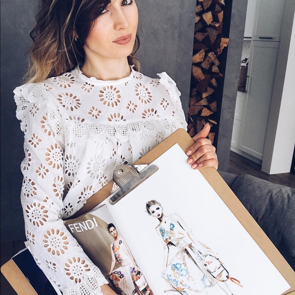 BLOGGERS FAVORITE ZARA Die Cut Embroidered Blouse
